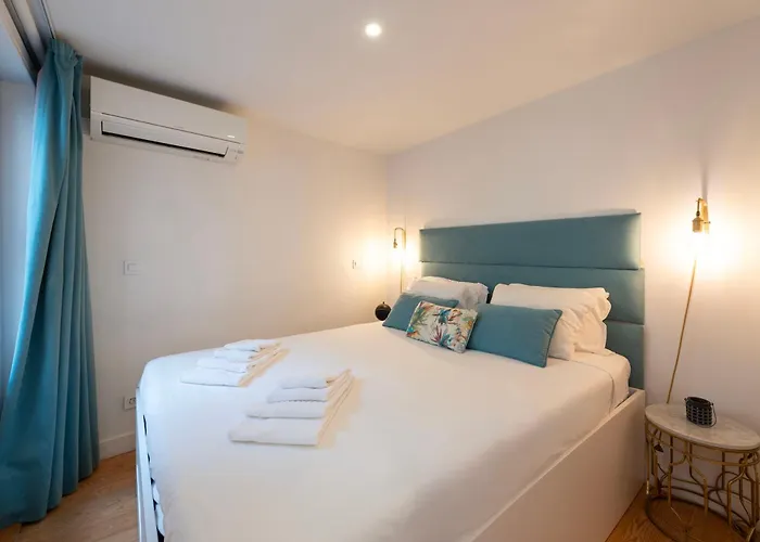 Mouzinho Rooftop View *